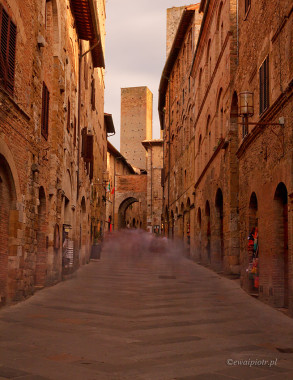 uliczki San Gimignano, Toskania