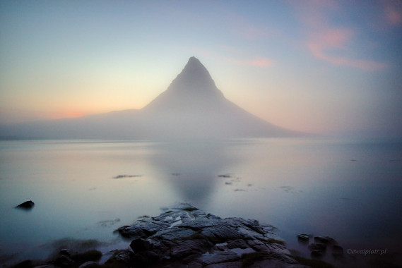 <span id="wp-image-11346" class="exif"><span class="aperture">Przysłona: ƒ/8 <span class="focal_length">Ogniskowa: 14mm <span class="iso">Czułość ISO: 100 <span class="shutter_speed">Czas naświetlania: 120s </span>