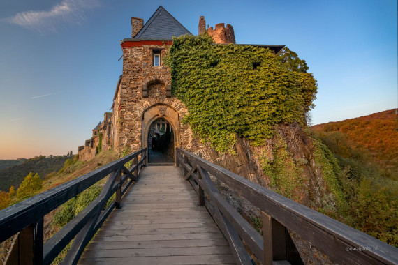Zamek Thurant nad Mozelą, Złoto Renu