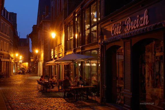 Wieczór w Dinan, Bretania