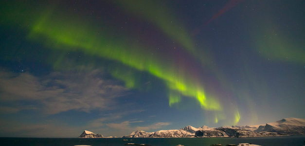 <span id="wp-image-23817" class="exif"><span class="aperture">Przysłona: ƒ/4 <span class="focal_length">Ogniskowa: 11mm <span class="iso">Czułość ISO: 3200 <span class="shutter_speed">Czas naświetlania: 2.5s </span>