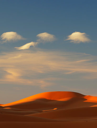 Świt na Erg Chebbi, Maroko