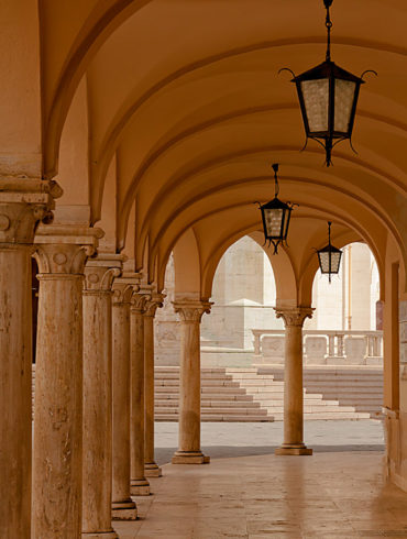 Cascia i jej kolumny, Umbria
