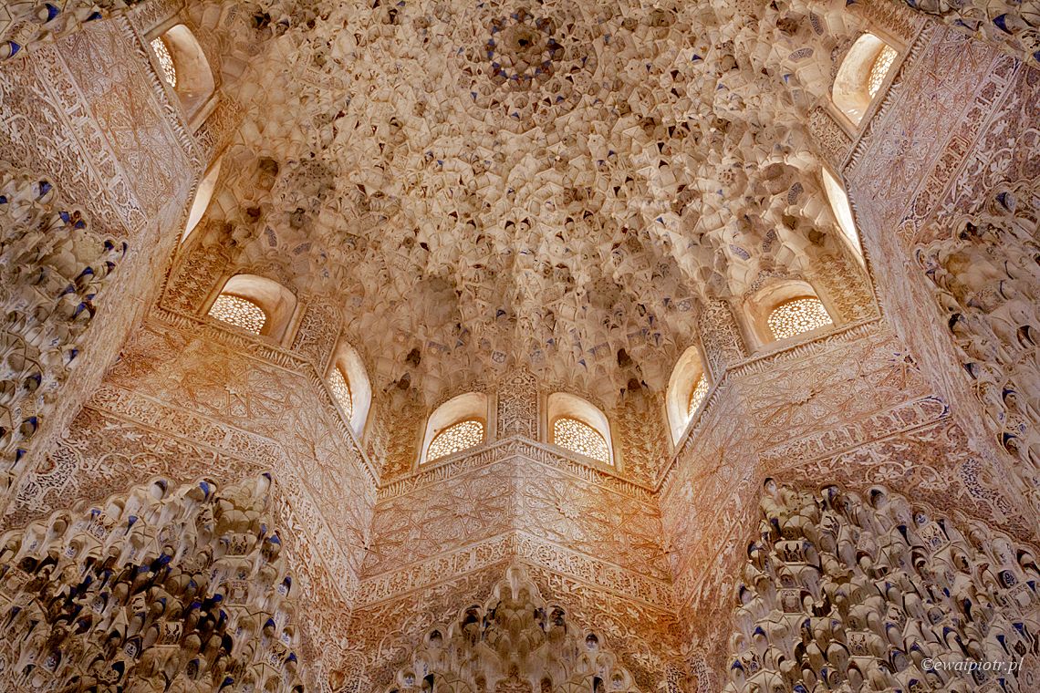 Światła i cienie Alhambry