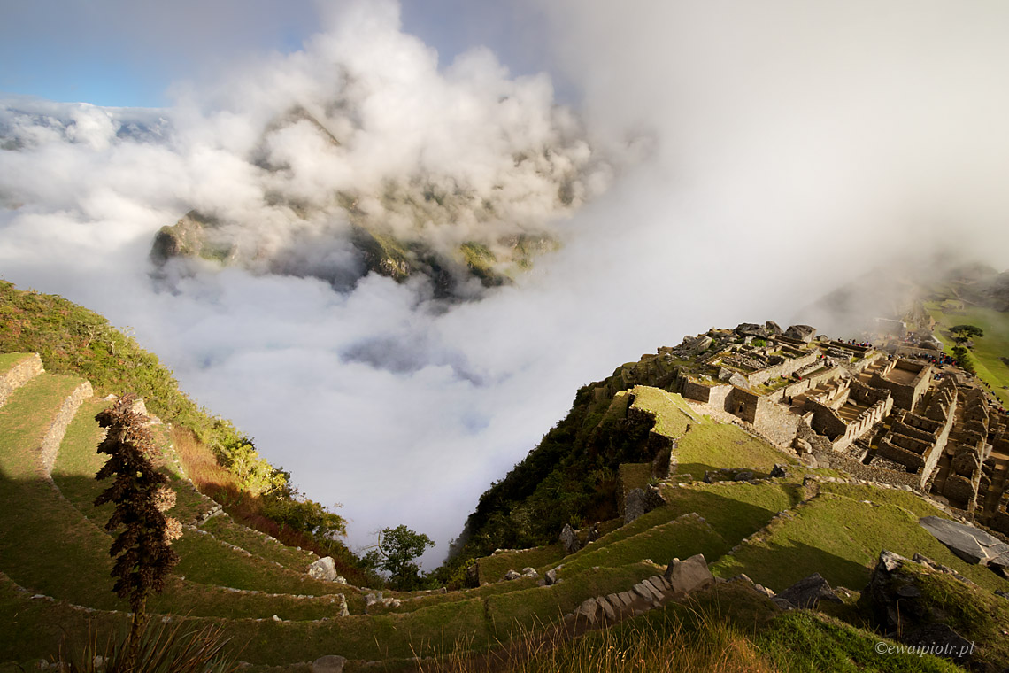 Macchu Pichu we mgle, Peru
