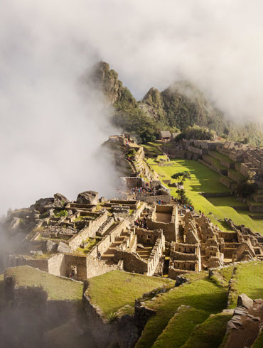 Macchu Pichu we mgle, Peru