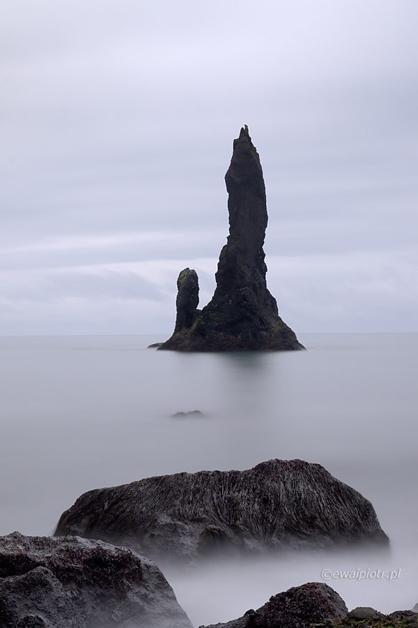 Reynisdrangar, Islandia, filtr polaryzacyjny używać czy nie używać