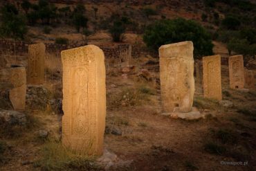 chaczkar, malowanie światłem, Noravank, fotowyprawa do Armenii