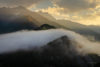 Góry, mgła, wschód słońca, Gruzja, Mestia, warsztaty fotograficzne