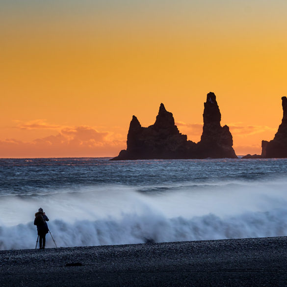 Reynisfjara i fala, Islandia, o fotografowaniu wybrzeża, warsztaty fotograficzne