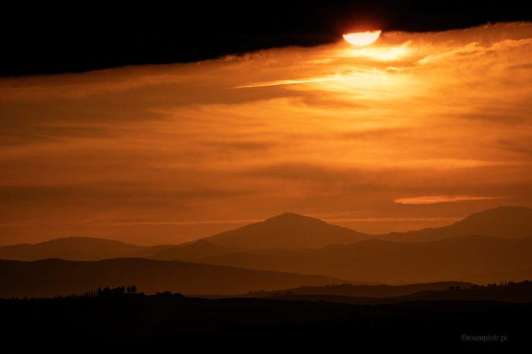 Zachód słońca nad Monticchiello, Toskania, fotowyprawa