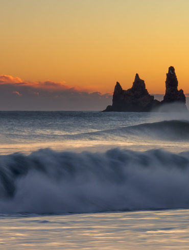 Fale i Reynisdrangar, Islandia