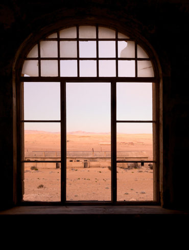 Okno na Kolmanskop, Namibia
