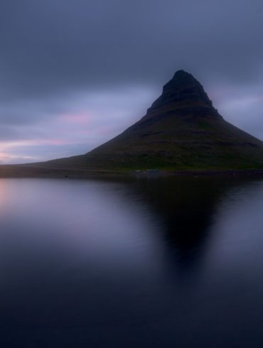 Midnight sun i Kirjulfell, Islandia