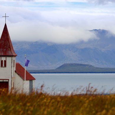 Kościół w Hellnar, Islandia