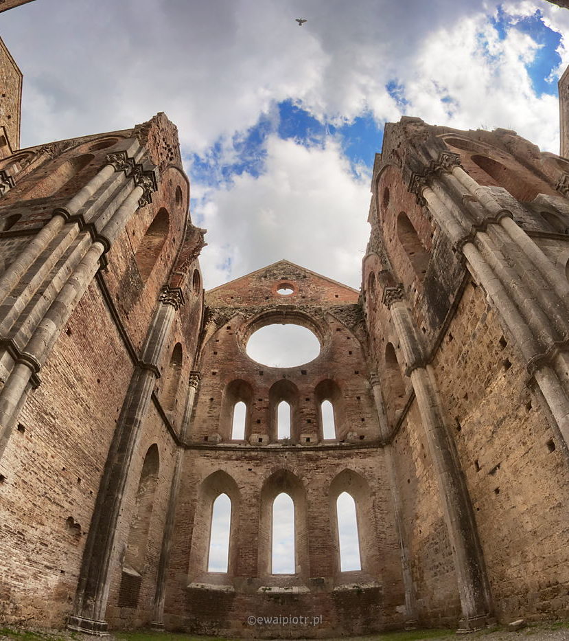 Ruiny San Galgano, SNS-HDR