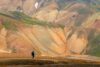 Spacer wśród kolorowych wzgórz Landmannalaugar, Islandia
