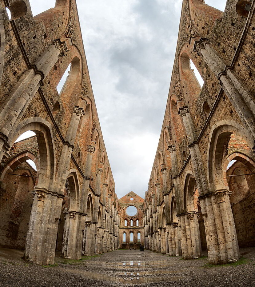 San Galgano rybim okiem, Toskania, HDR z 3 zdjęć