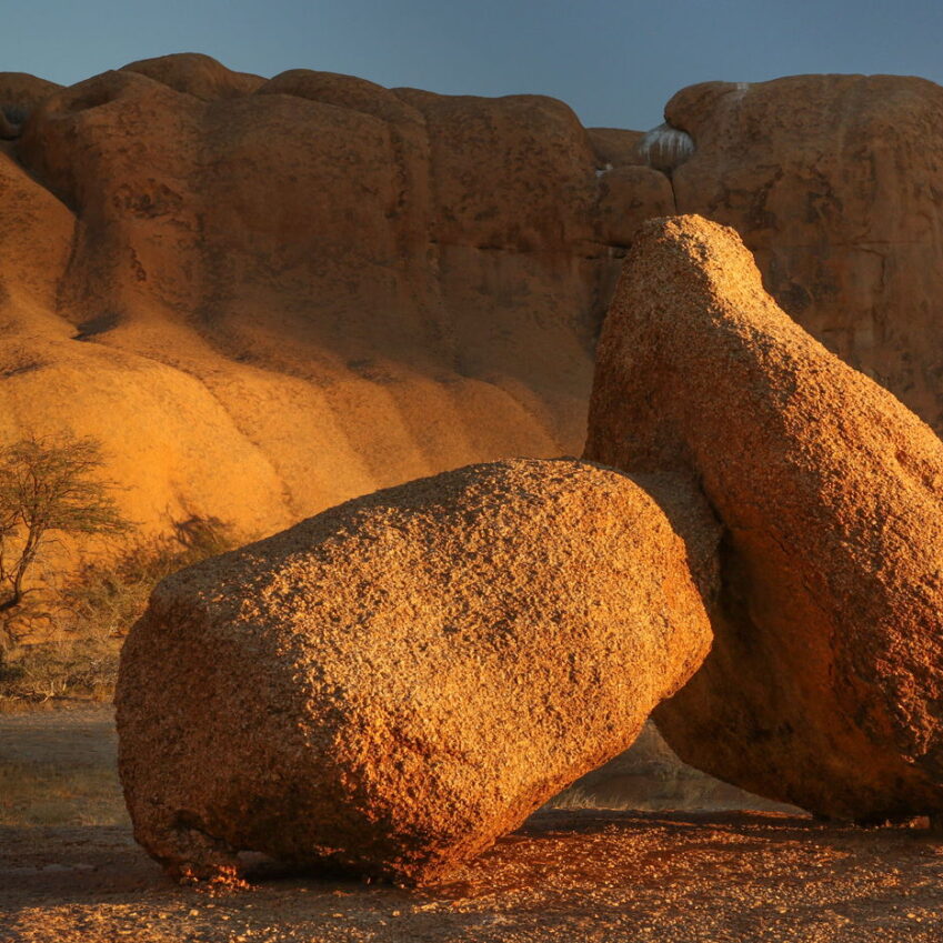 Głazy pod Spitzkoppe, Namibia