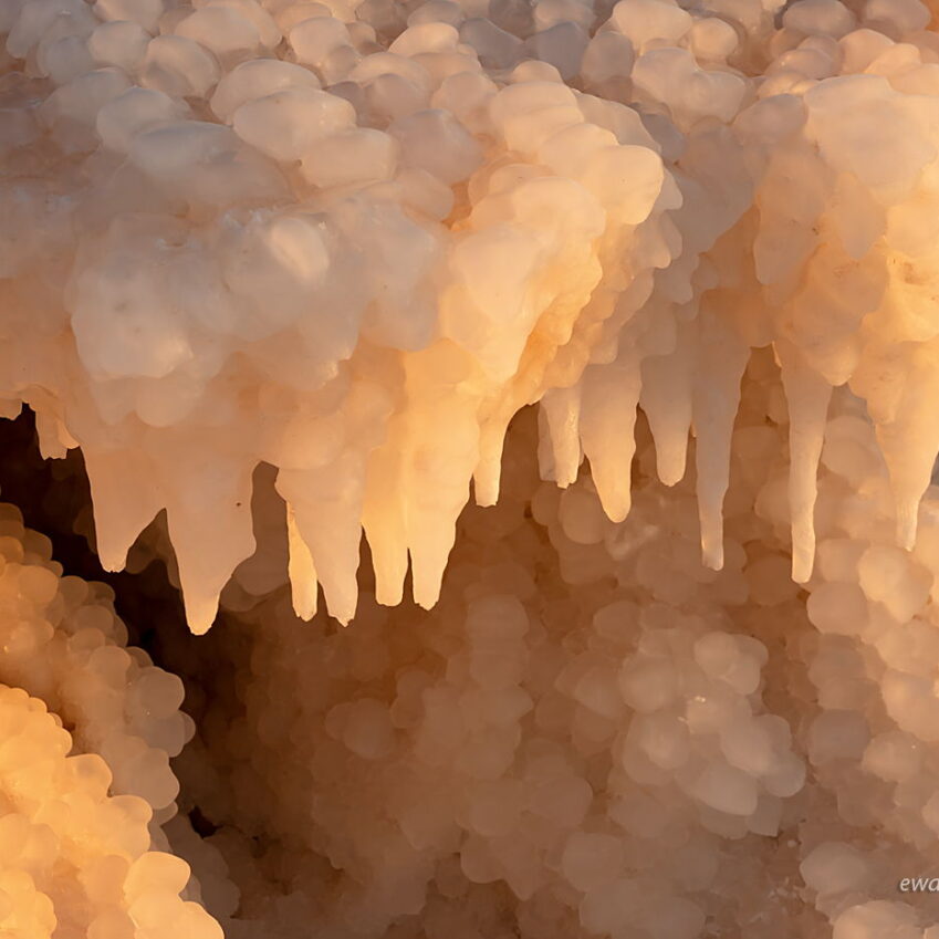 Solne stalagmity, Morze Martwe, Jordania