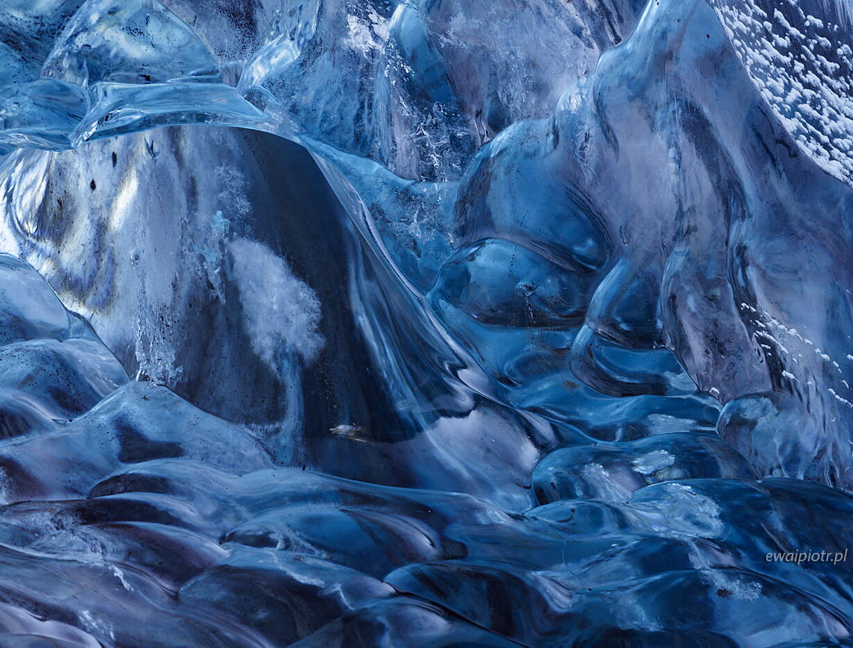 Lód z lodowej jaskini, Islandia