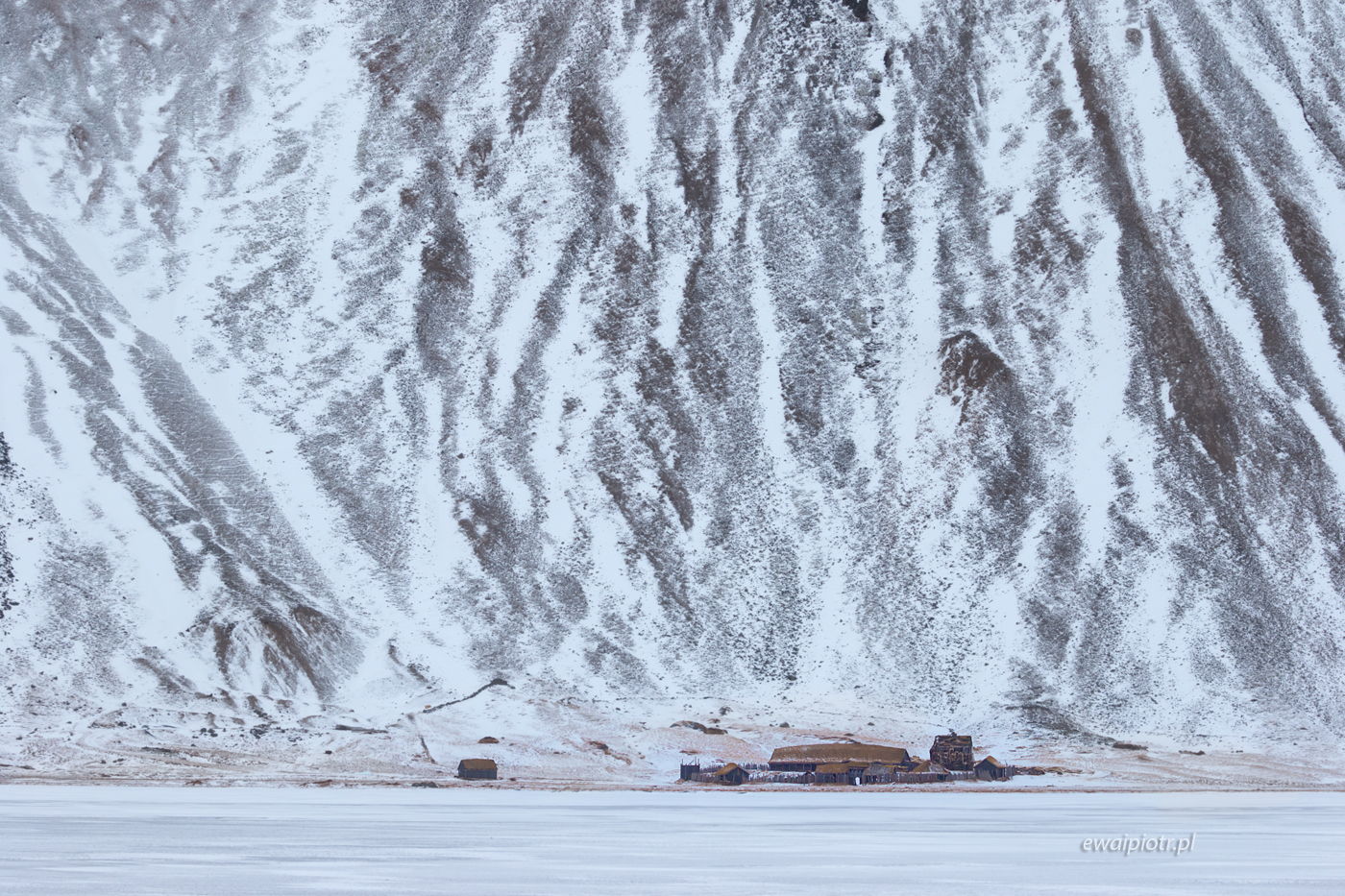 Wioska wikingów pod Vestrahorn, Islandia, zima, fotowyprawa
