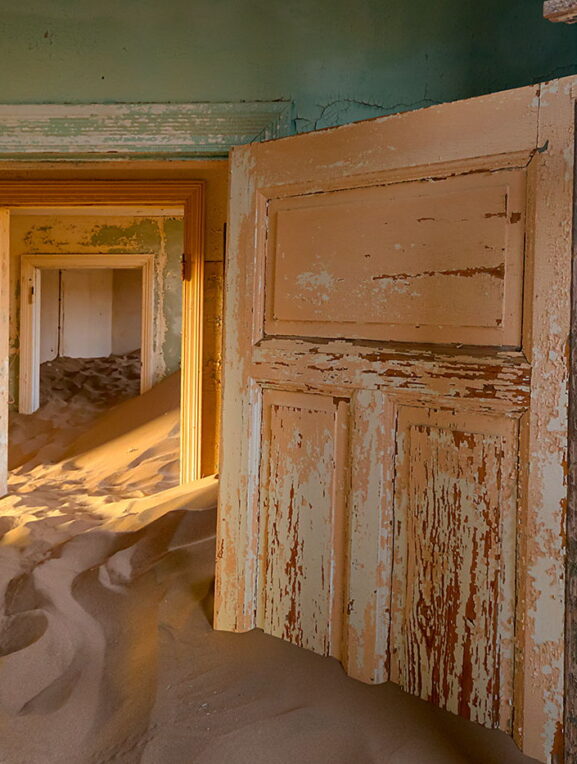 Zasypany dom, Kolmanskop, Namibia