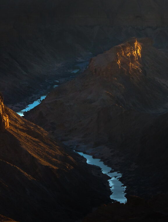 Kanion Rzeki Rybnej w ostatnim świetle dnia, fotowyprawa Namibia