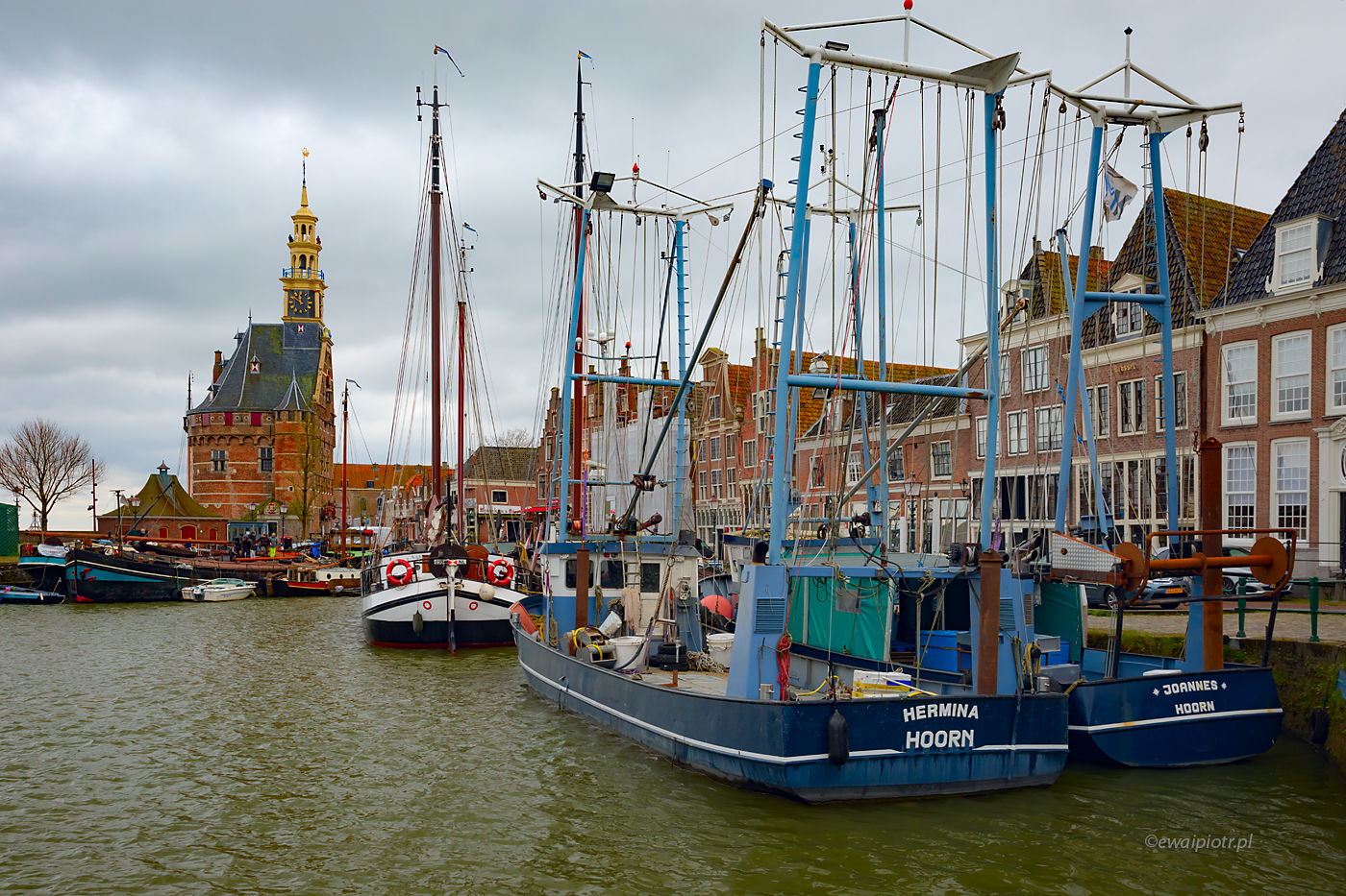 Port i wieża portowa w Hoorn, Holandia