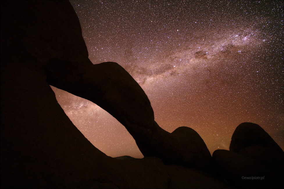 Gwiazdy nad Spitzkoppe, Namibia