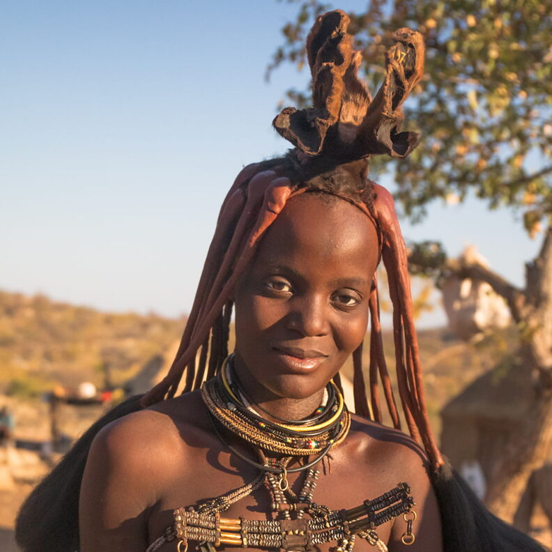 Himba i jej fryzura, Namibia