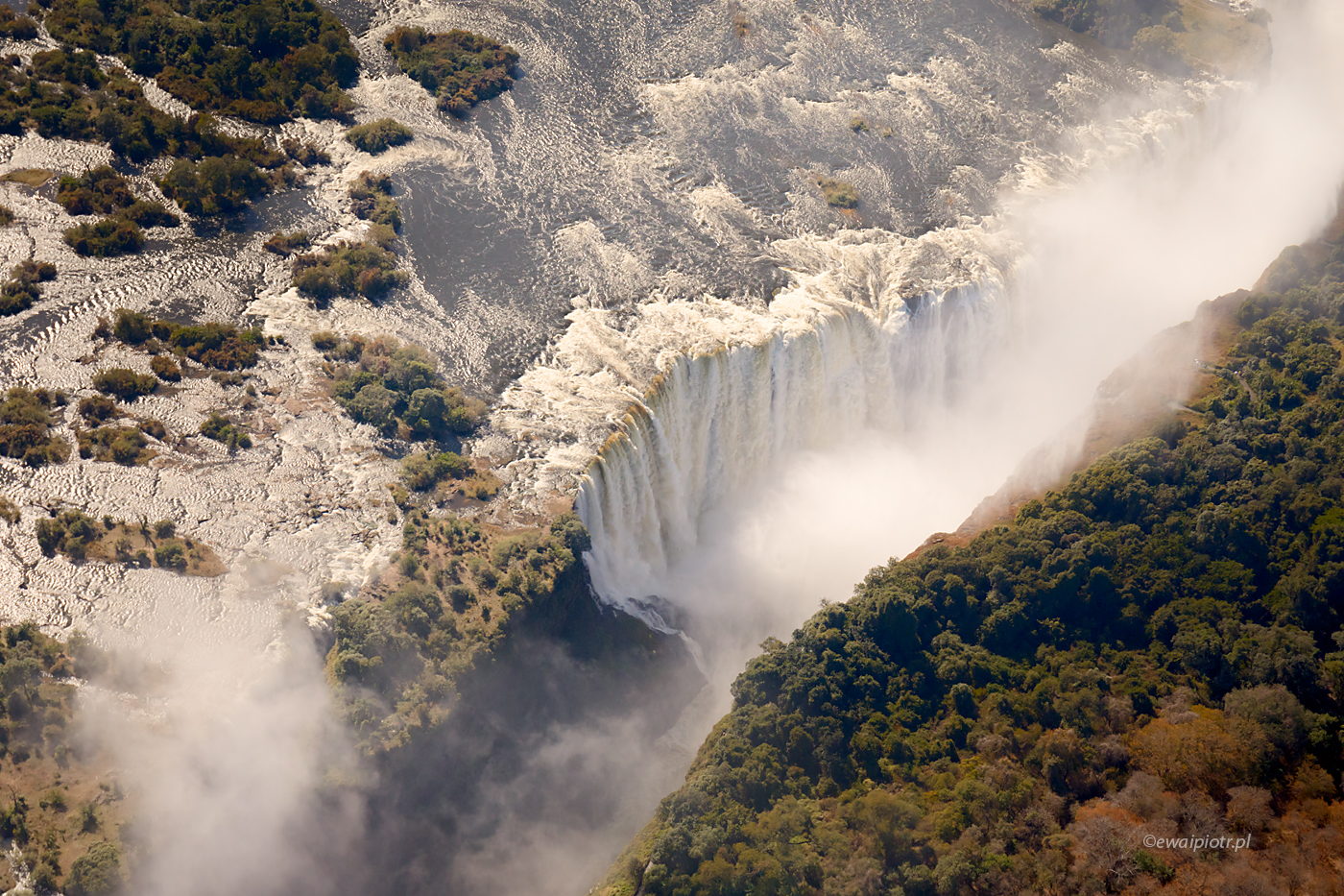 Wodospady Wiktorii z lotu ptaka, Zimbabwe