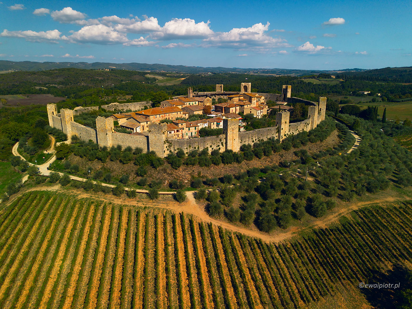 Monteriggioni z drona, Toskania, fotowyprawa