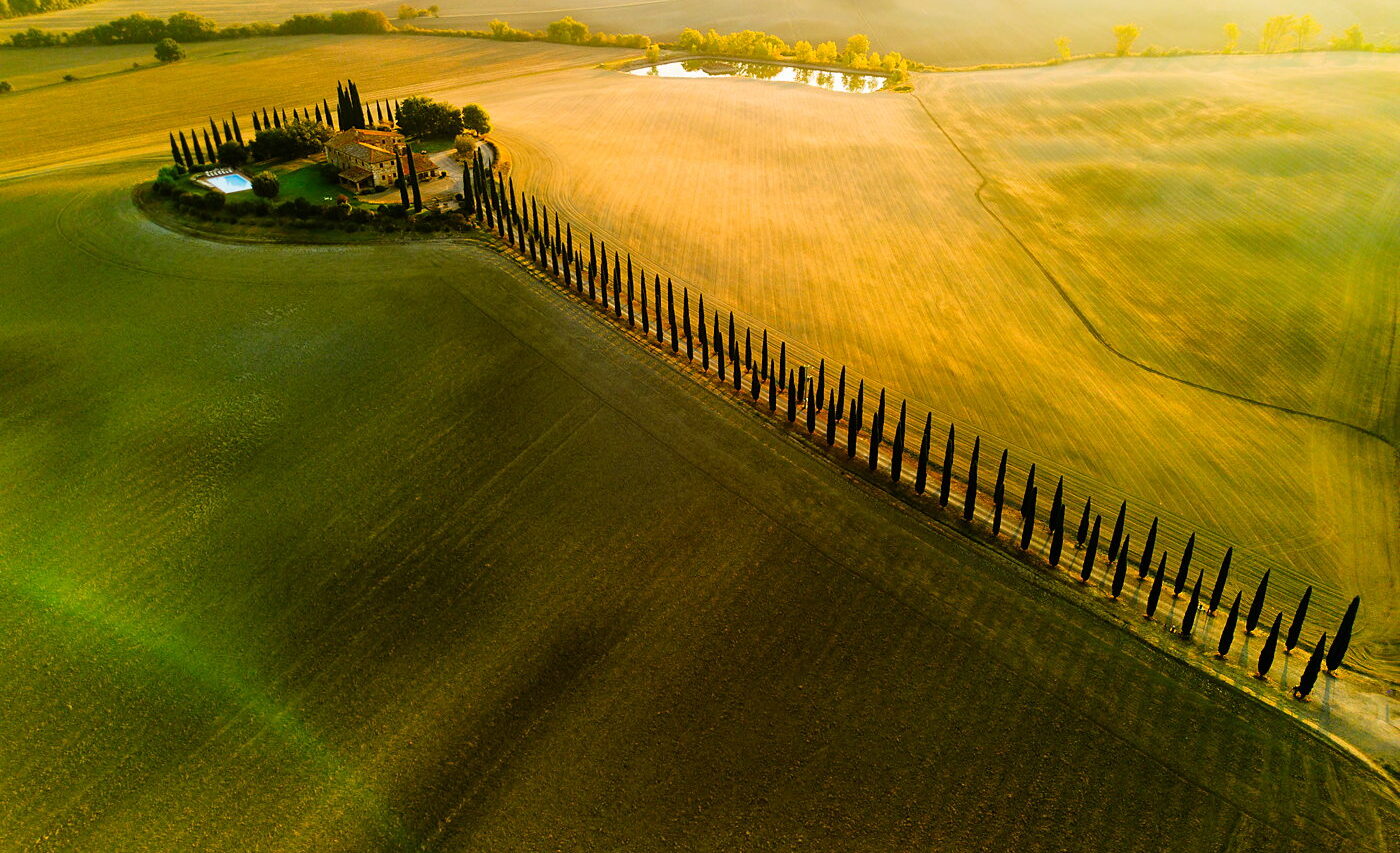 Willa i cyprysy, Toskania, fotowyprawa, z drona, DJI Mini 3